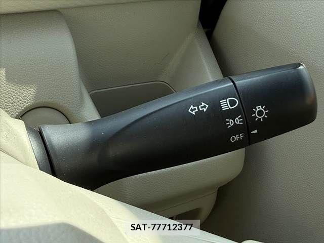 Suzuki WAGON R 2018-08 8318154-25