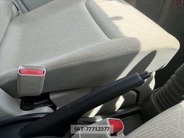 Suzuki WAGON R 2018-08 8318154-28