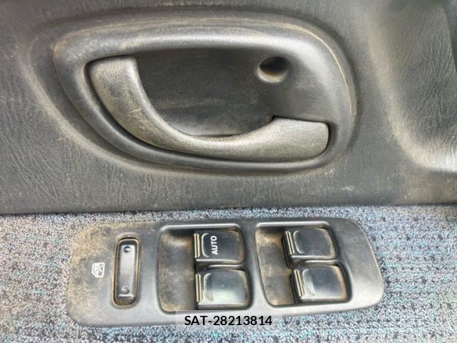 Suzuki WAGON R 2002-01 8318187-15