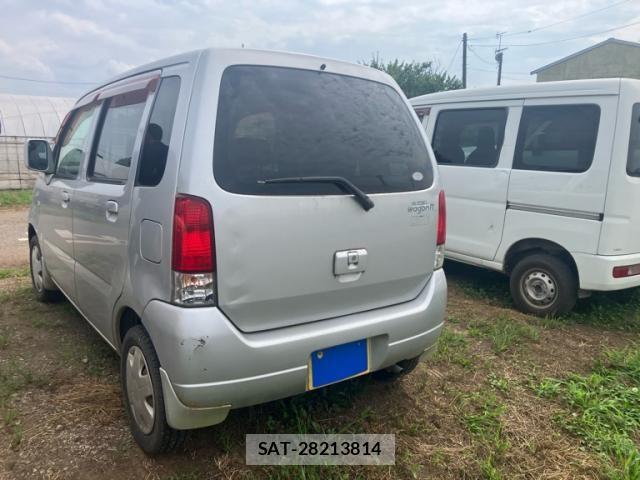 Suzuki WAGON R 2002-01 8318187-6