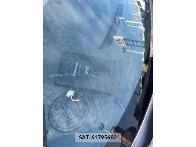 Suzuki WAGON R 2010-08 8318169-19