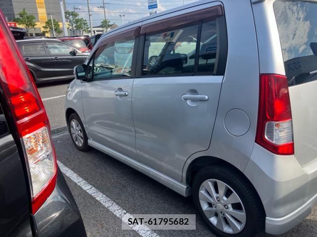 Suzuki WAGON R 2010-08 8318169-3