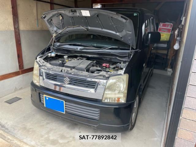 Suzuki WAGON R 2004-03 8318188-1