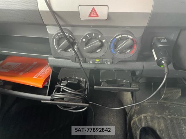 Suzuki WAGON R 2004-03 8318188-16