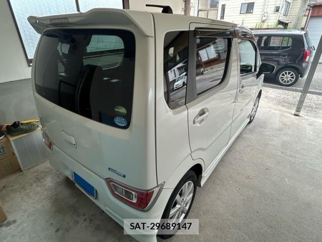 Suzuki WAGON R 2018-07 8318162-2