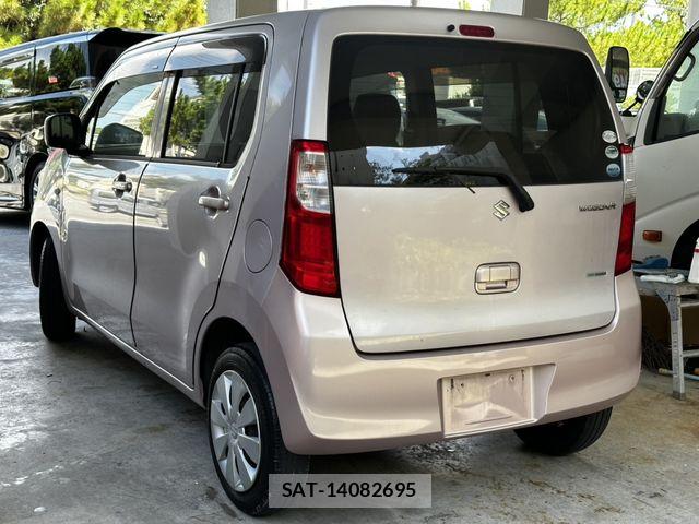 Suzuki WAGON R 2015-06 8338544-5