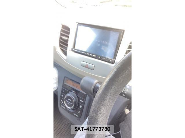 Suzuki WAGON R 2013-08 8338550-8