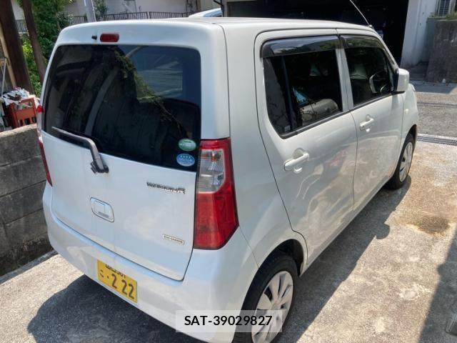 Suzuki WAGON R 2015-09 8338547-2