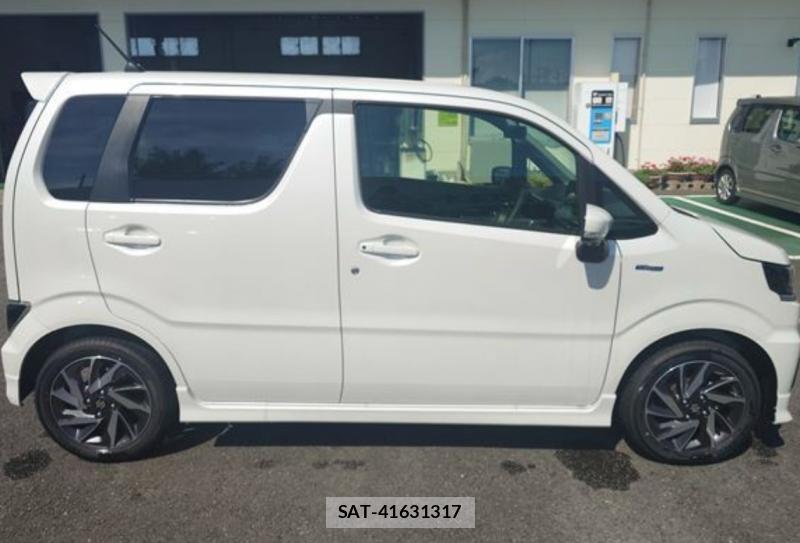 Suzuki WAGON R 2026-01 8364404-5