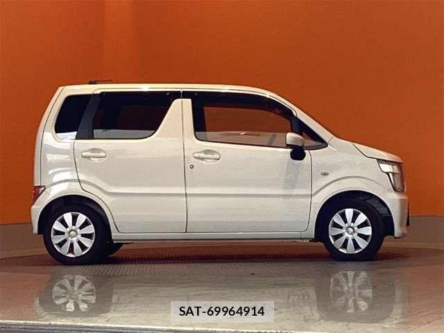 Suzuki WAGON R 2021-10 8369787-6