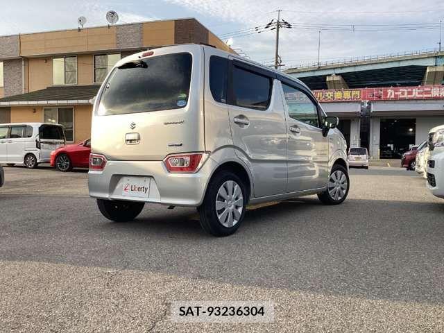 Suzuki WAGON R 2017-05 8369814-7
