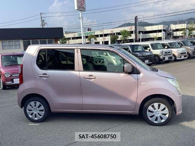 Suzuki WAGON R 2014-02 8369830-16