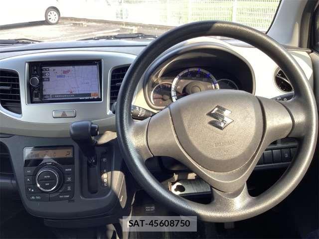 Suzuki WAGON R 2014-02 8369830-3
