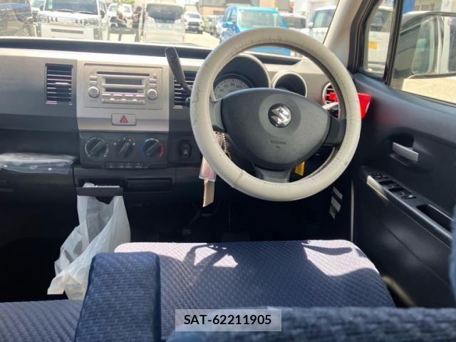 Suzuki WAGON R 2004-06 8369844-13