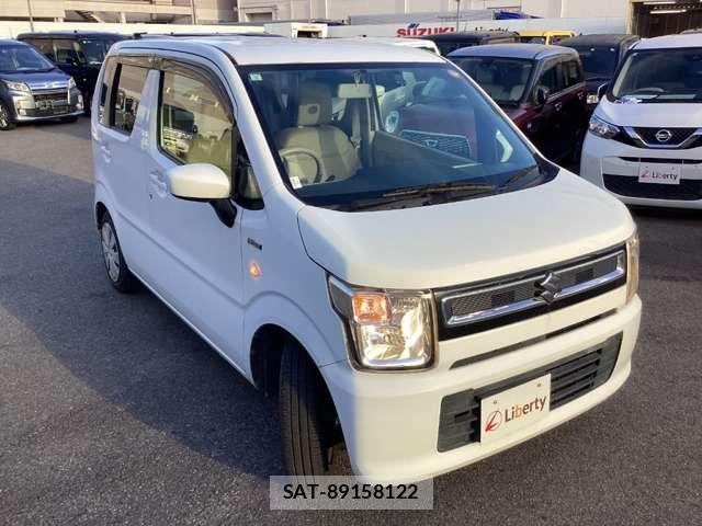 Suzuki WAGON R 2017-03 8369802-6