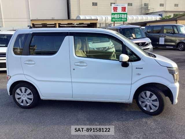 Suzuki WAGON R 2017-03 8369802-7