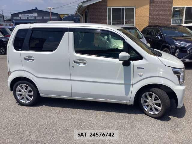 Suzuki WAGON R 2019-06 8369786-10