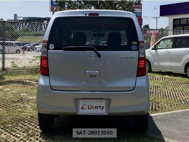 Suzuki WAGON R 2015-11 8369828-10