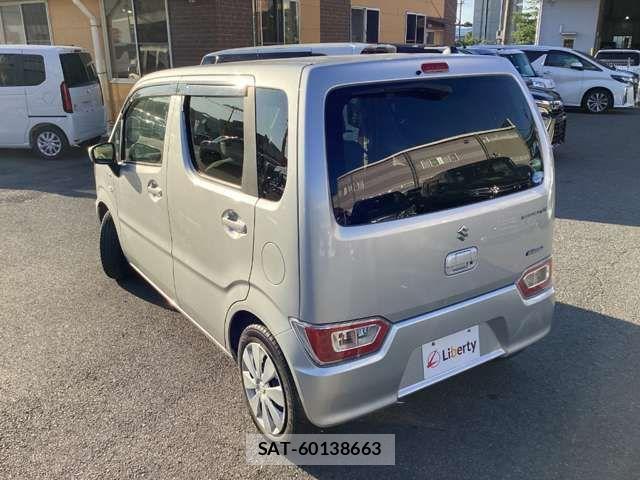 Suzuki WAGON R 2018-04 8369813-10