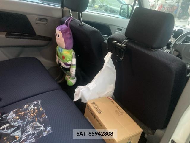 Suzuki WAGON R 2012-02 8369832-9