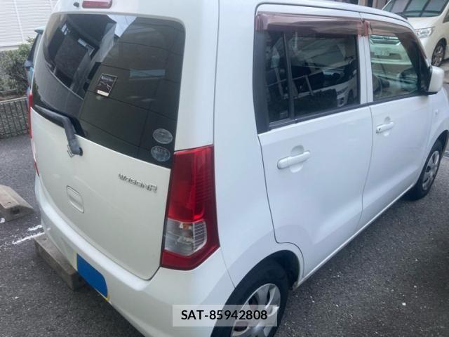 Suzuki WAGON R 2012-02 8369832-2