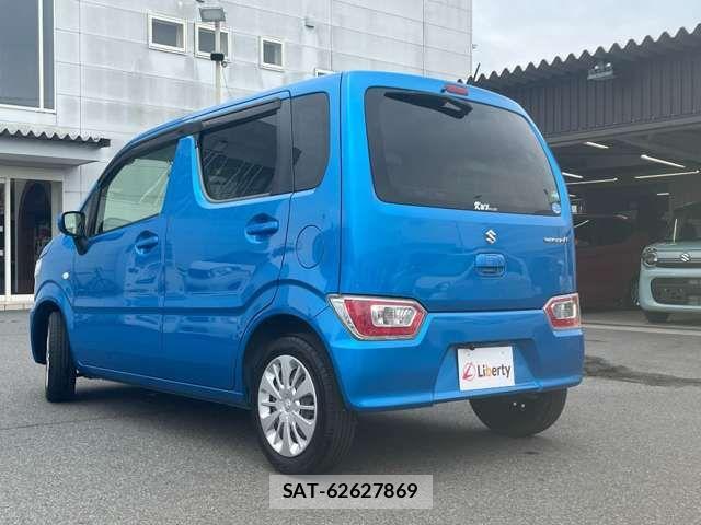 Suzuki WAGON R 2017-04 8369804-10