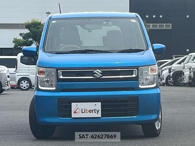 Suzuki WAGON R 2017-04 8369804-5