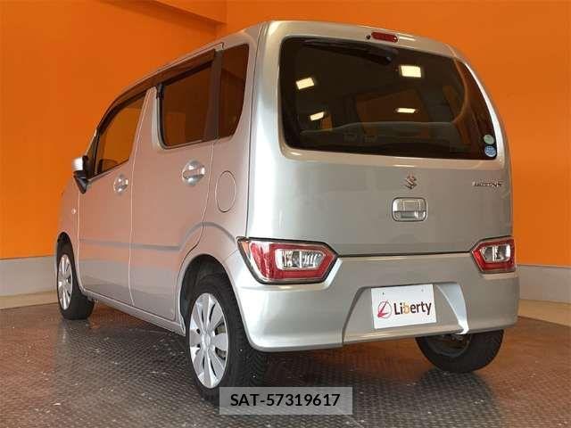 Suzuki WAGON R 2017-07 8369819-10