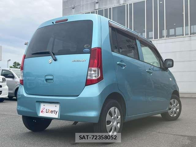 Suzuki WAGON R 2011-09 8369831-8