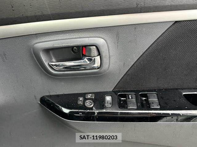 Suzuki WAGON R 2013-08 8369833-26