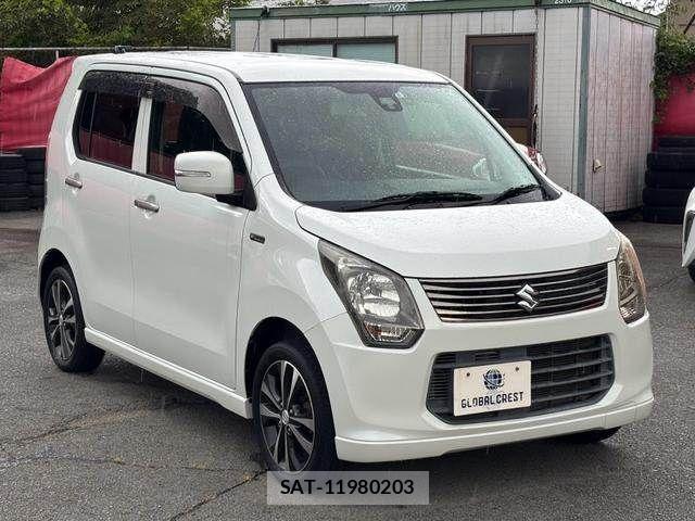 Suzuki WAGON R 2013-08 8369833-4