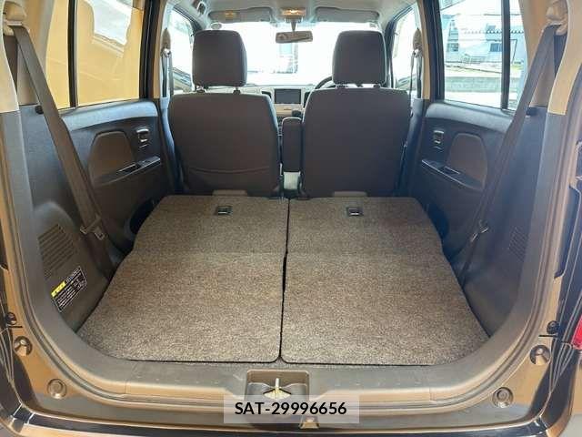 Suzuki WAGON R 2015-12 8372396-9