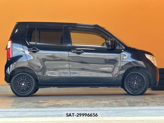 Suzuki WAGON R 2015-12 8372396-6