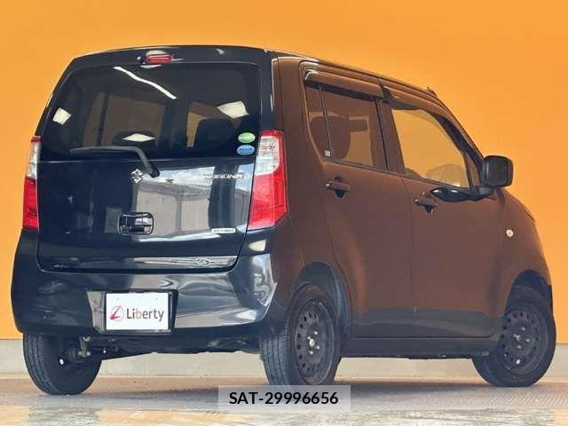 Suzuki WAGON R 2015-12 8372396-7