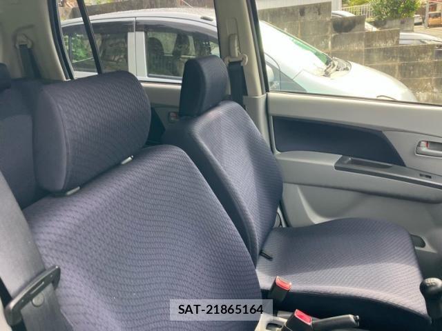 Suzuki WAGON R 2011-10 8372402-9