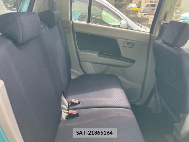 Suzuki WAGON R 2011-10 8372402-10