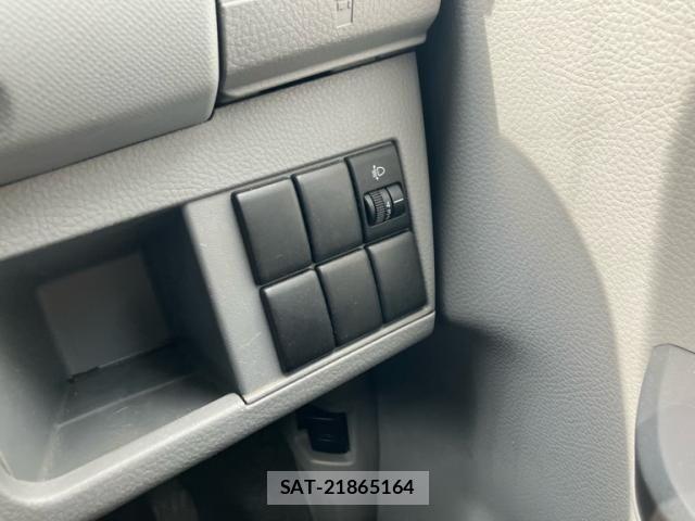 Suzuki WAGON R 2011-10 8372402-15
