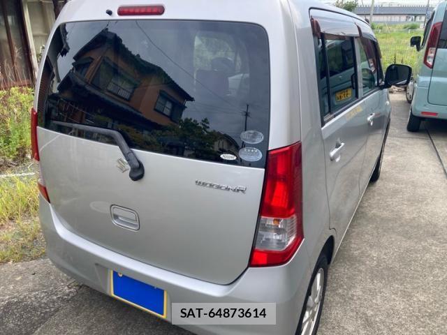 Suzuki WAGON R 2011-09 8372400-2