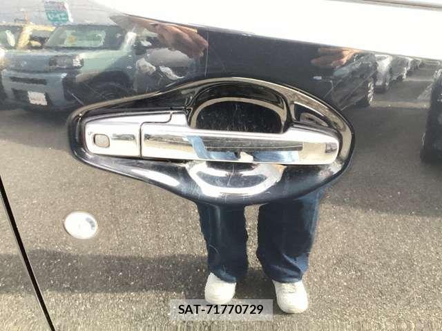 Suzuki WAGON R 2019-02 8372392-17