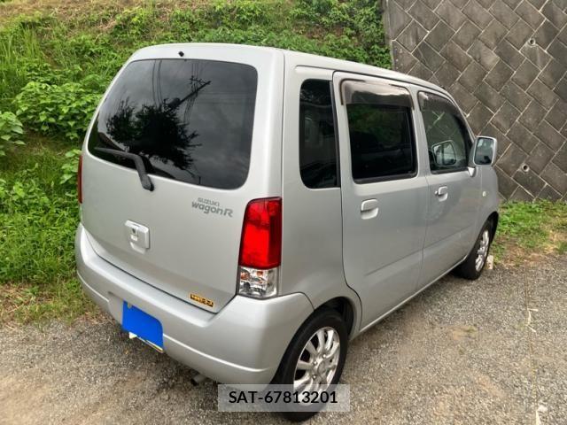 Suzuki WAGON R 2001-12 8372401-3