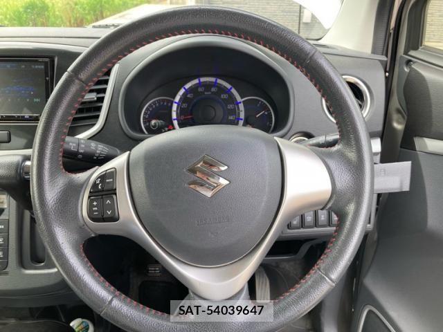 Suzuki WAGON R 2013-08 8372395-18