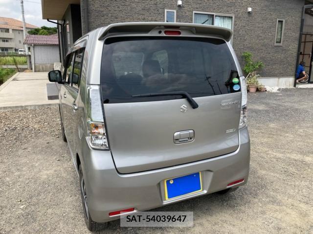 Suzuki WAGON R 2013-08 8372395-1