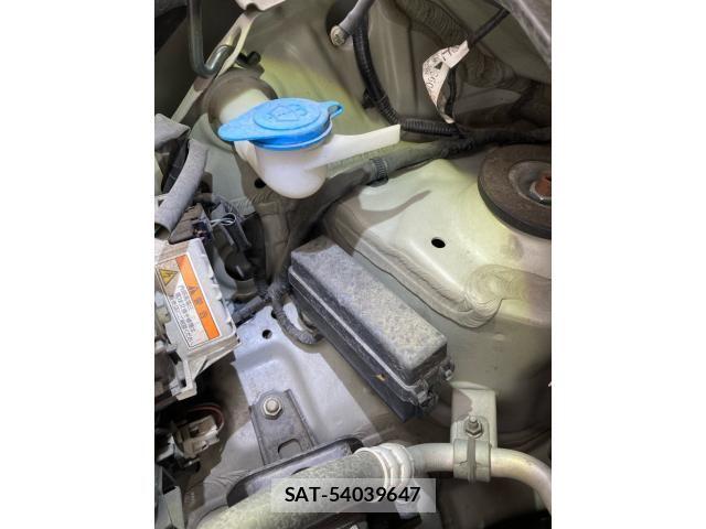 Suzuki WAGON R 2013-08 8372395-27