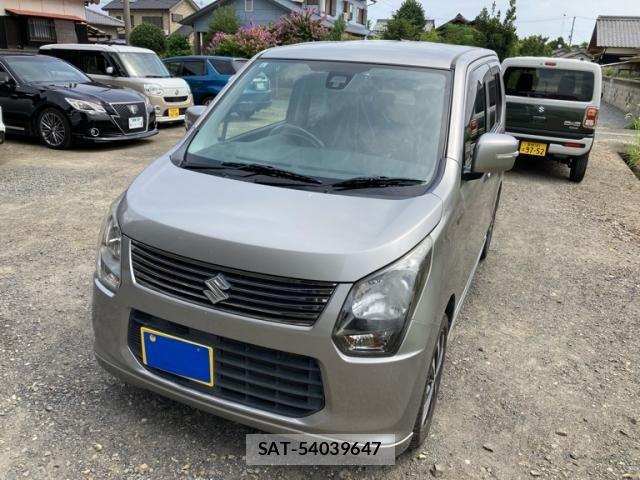 Suzuki WAGON R 2013-08 8372395-2