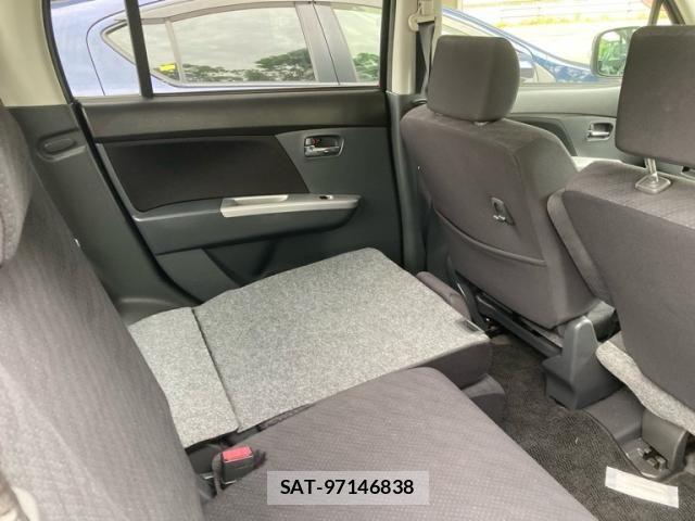 Suzuki WAGON R 2011-10 8415895-21