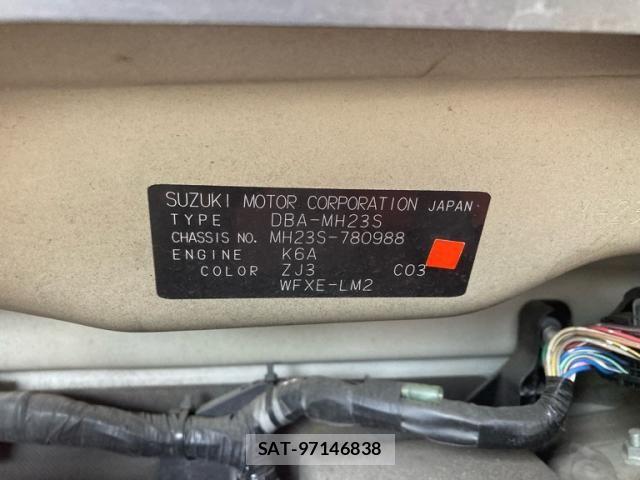 Suzuki WAGON R 2011-10 8415895-26