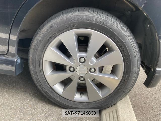 Suzuki WAGON R 2011-10 8415895-7