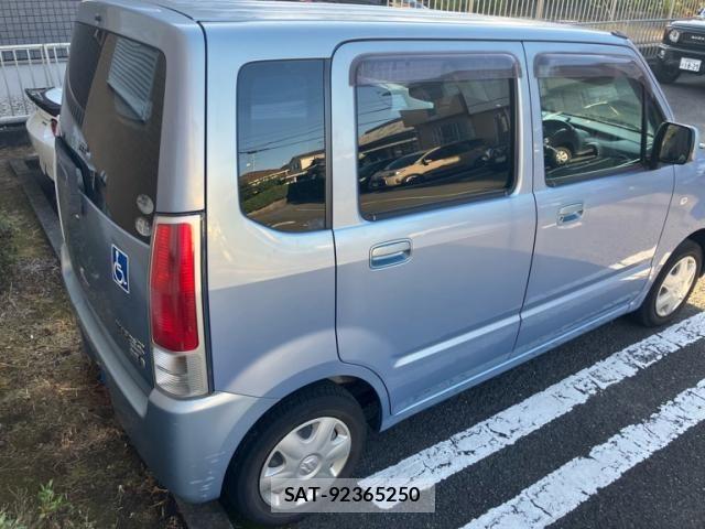 Suzuki WAGON R 2007-10 8415924-11