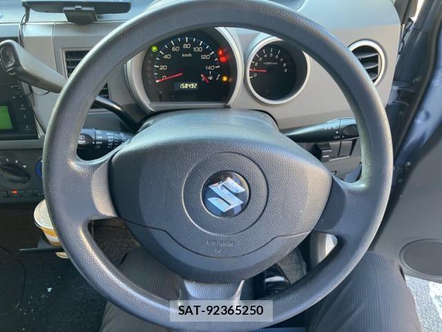 Suzuki WAGON R 2007-10 8415924-23