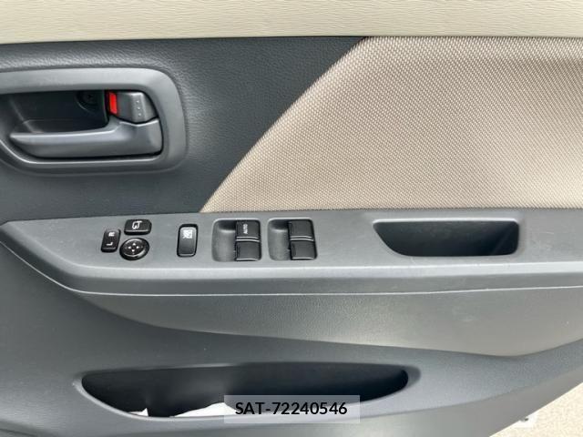 Suzuki WAGON R 2013-07 8415912-13